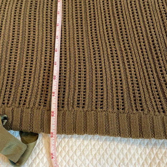 27 Miles Olive open knit sweater. Size M. Silk ribbon tie bottom. - Picture 8 of 10